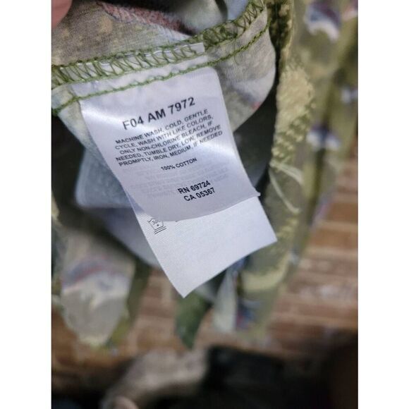 Vintage 2000's Columbia Button Down, Fish Pattern, 100% Cotton, Mens XL - Picture 5 of 5